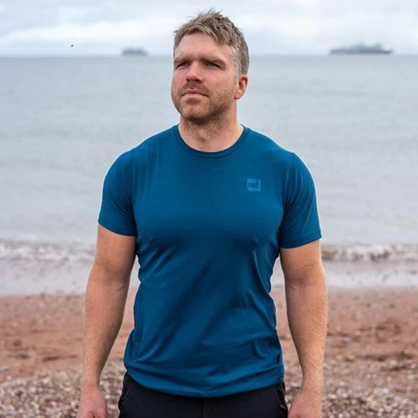 퐁당닷컴,레드 퍼포먼스 티셔츠,영국 감성 프리미엄 레드, High quality 기능성 원단의 러닝, 아웃도어 티셔츠,레드,수영, 물놀이 > 어패럴 > 반바지, 티셔츠, 후디