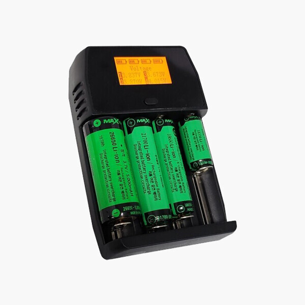 퐁당닷컴,맥스토치 MCL110 리튬이온 배터리 4구 만능충전기,,맥스토치,스쿠버 > 라이트 > 배터리, 충전기, 가방